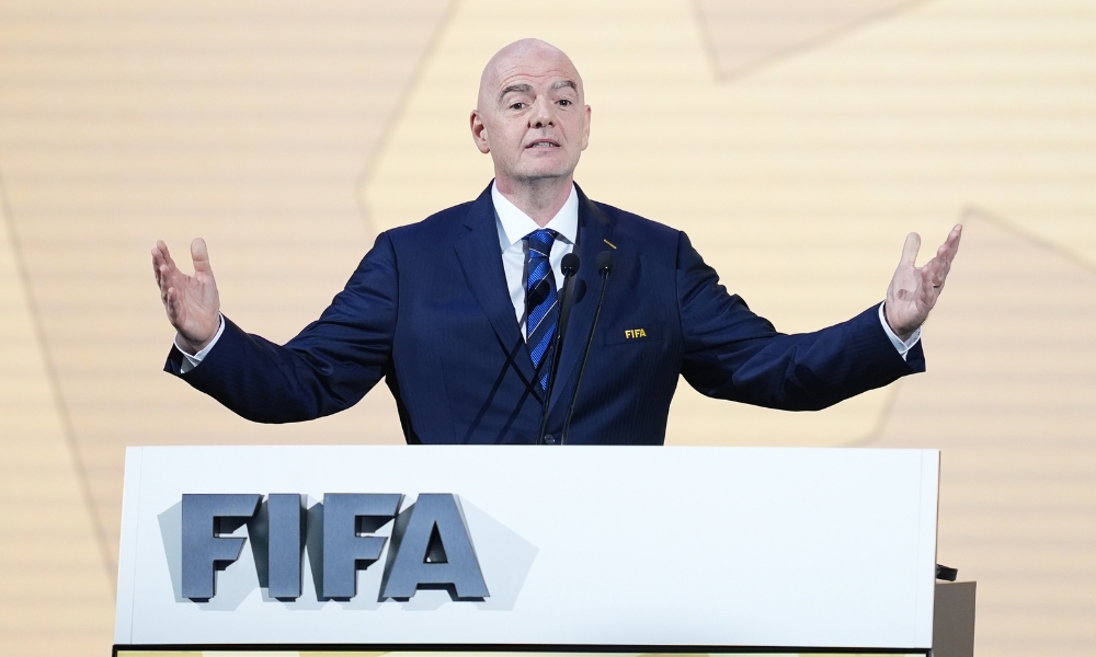 场上屡有建 场上屡有建