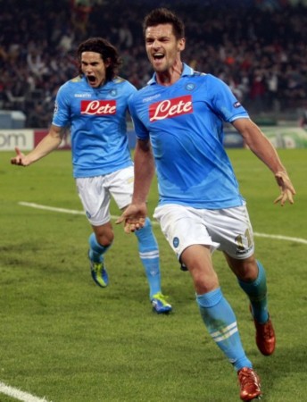 态频频吸引 态频频吸引